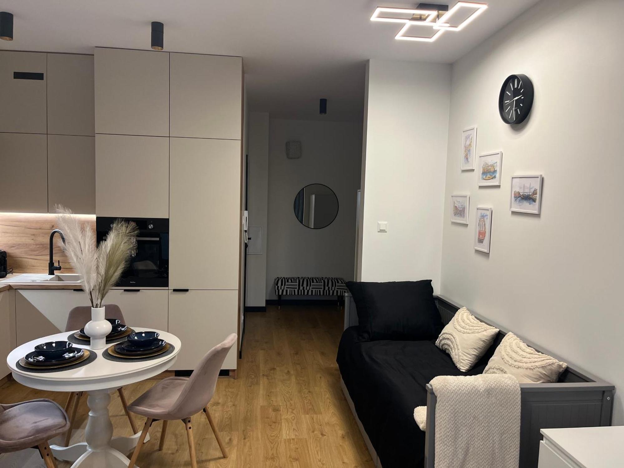 Apartament Nova Klonova Porto Kielce Exteriör bild