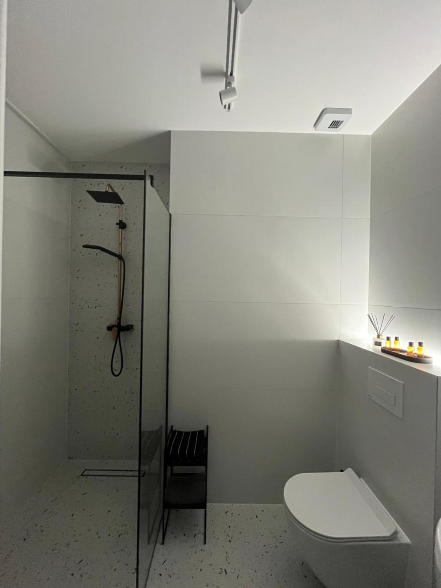 Apartament Nova Klonova Porto Kielce Exteriör bild